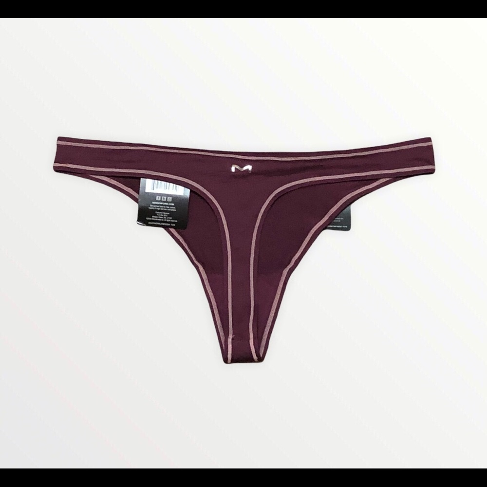 Maidenform Women's Sport Thong - Picture 2 of 9
